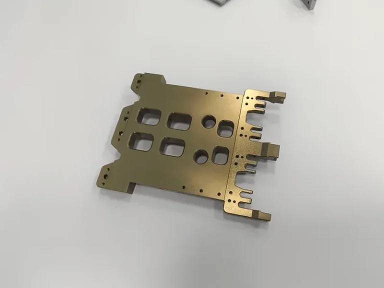 Color-anodized fork transfer plates (single + assembled), view 2